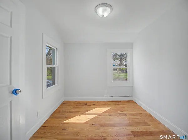 $289,900 | 306 Saunders Avenue, Bridgeport, CT 06606