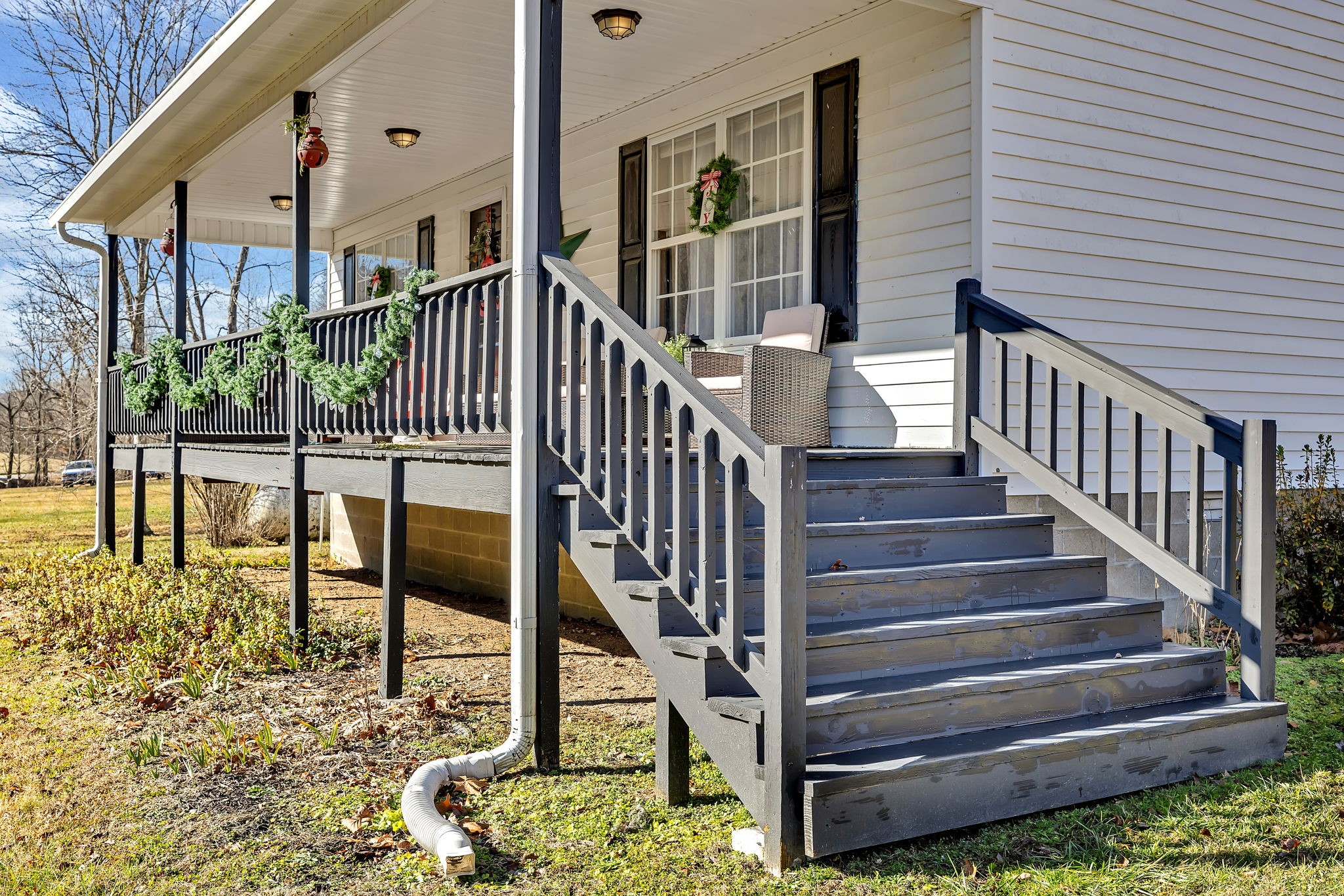 293 Slippery Road Hohenwald, TN 38462 - Photo 6 of 36 a view of entryway