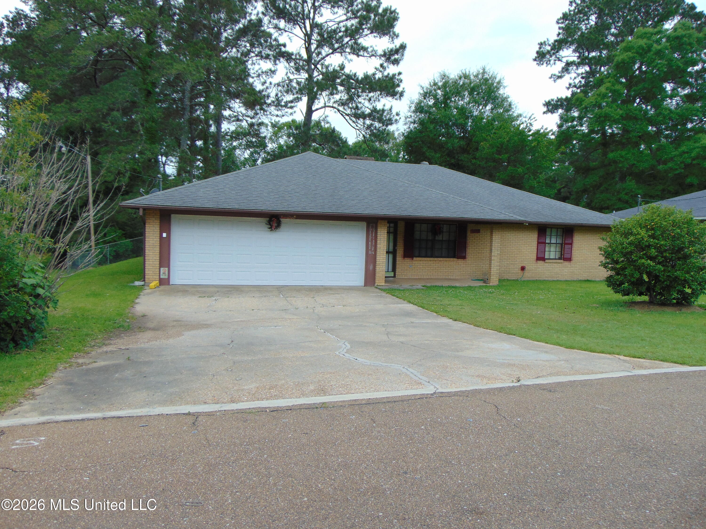 1022 Prairie Lane McComb, MS 39648 - Photo 1 of 28 DSC05688