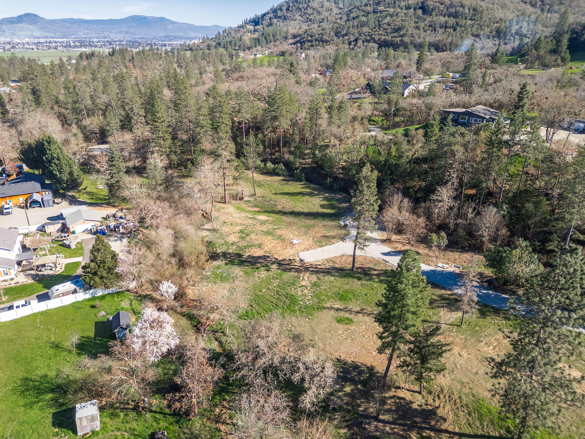 5009 Lane Creek Road, Unit PARCEL 3 Central Point, OR 97502 - Photo 8 of 38