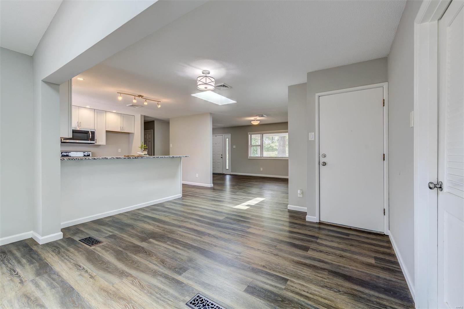 810 Parkfield Terrace Manchester, MO 63021 - Photo 14 of 39