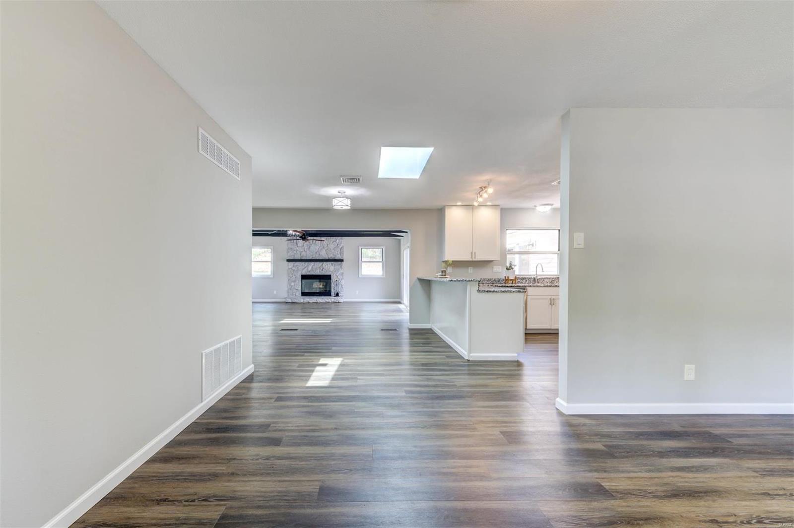 810 Parkfield Terrace Manchester, MO 63021 - Photo 18 of 39