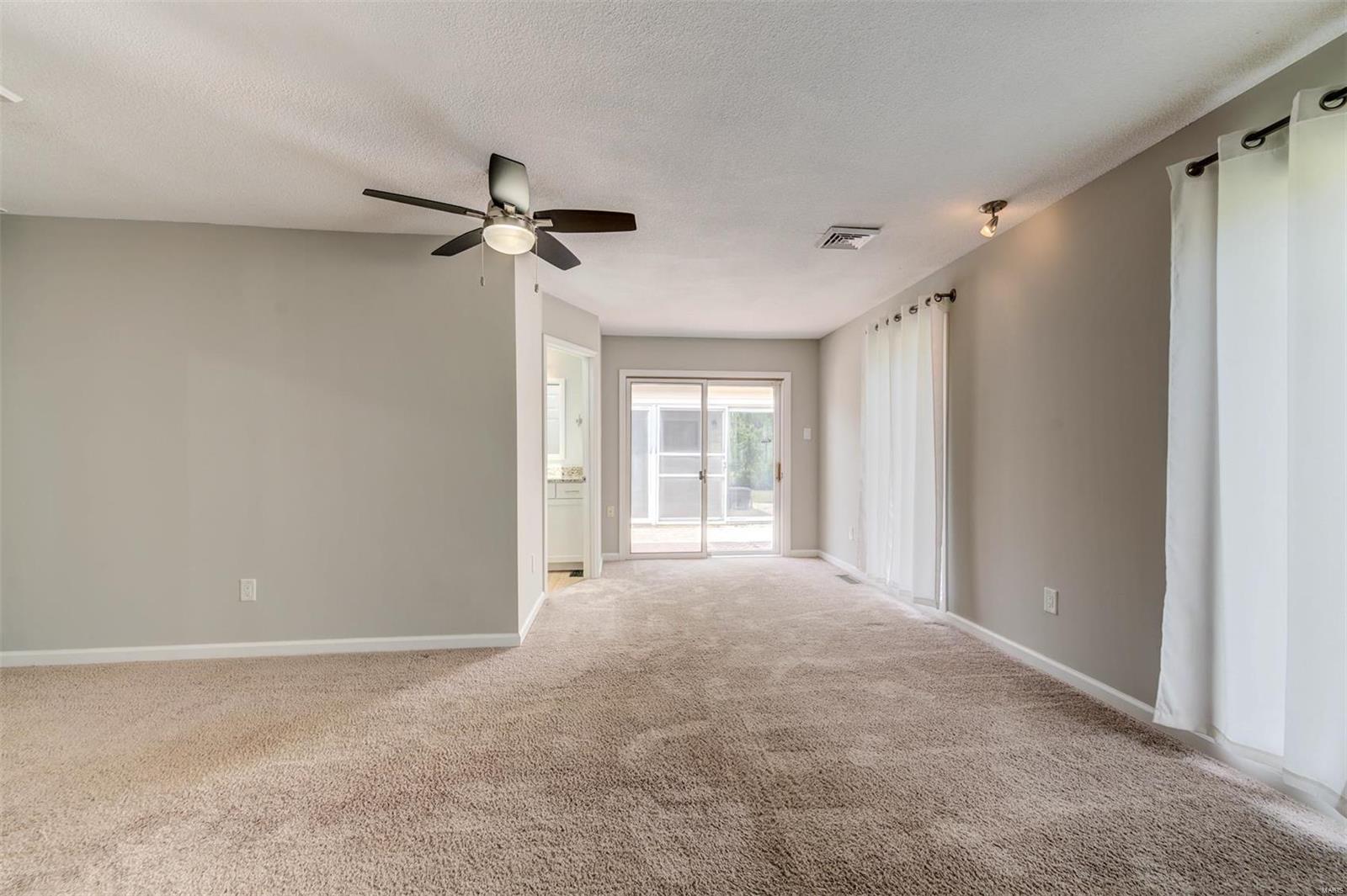 810 Parkfield Terrace Manchester, MO 63021 - Photo 28 of 39