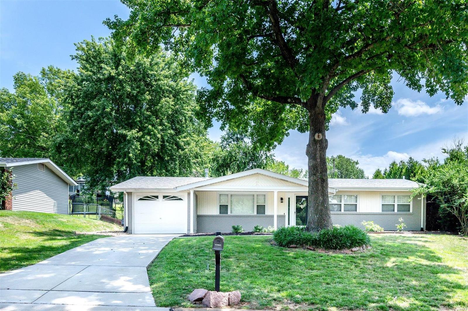 810 Parkfield Terrace Manchester, MO 63021 - Photo 5 of 39