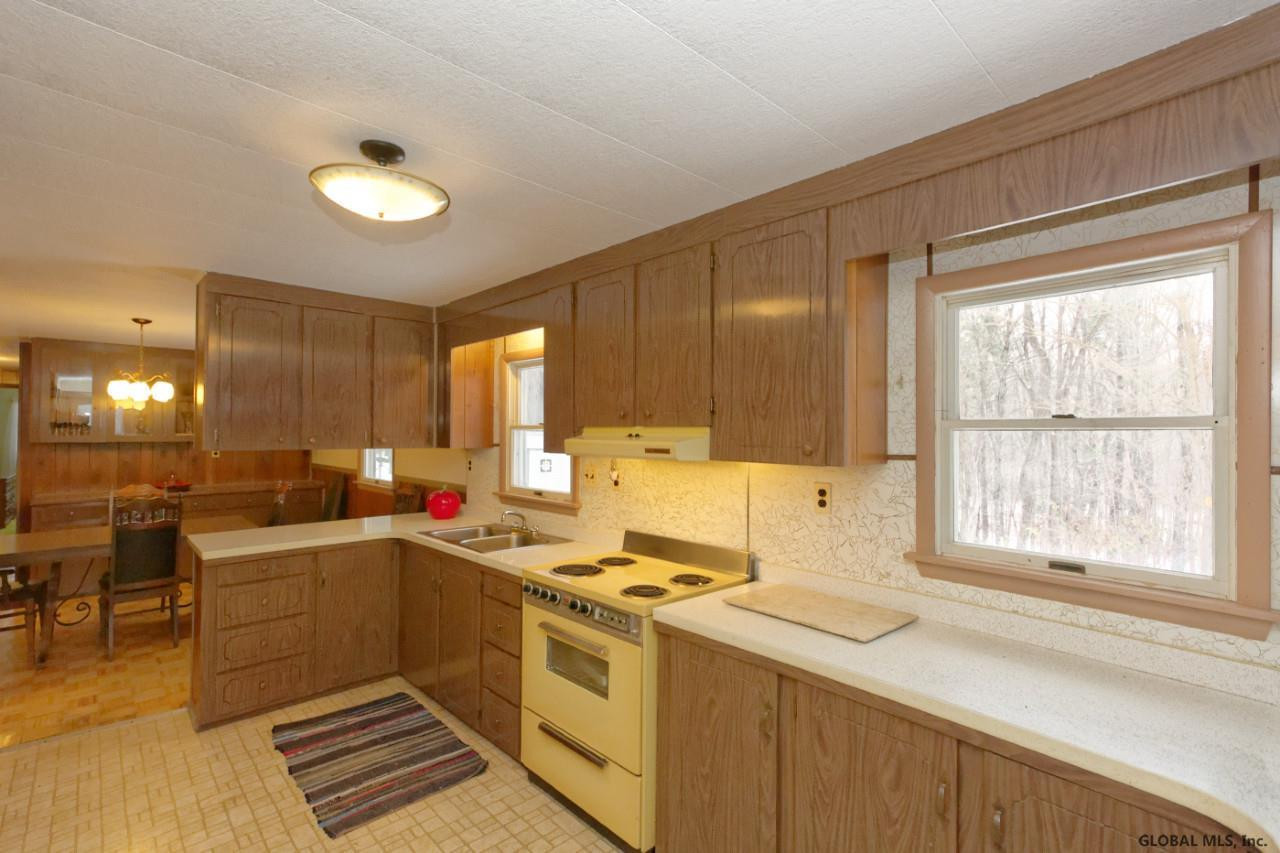 258 Stone Bridge Road East Durham, NY 12423 - Photo 3 of 32 Photo 3