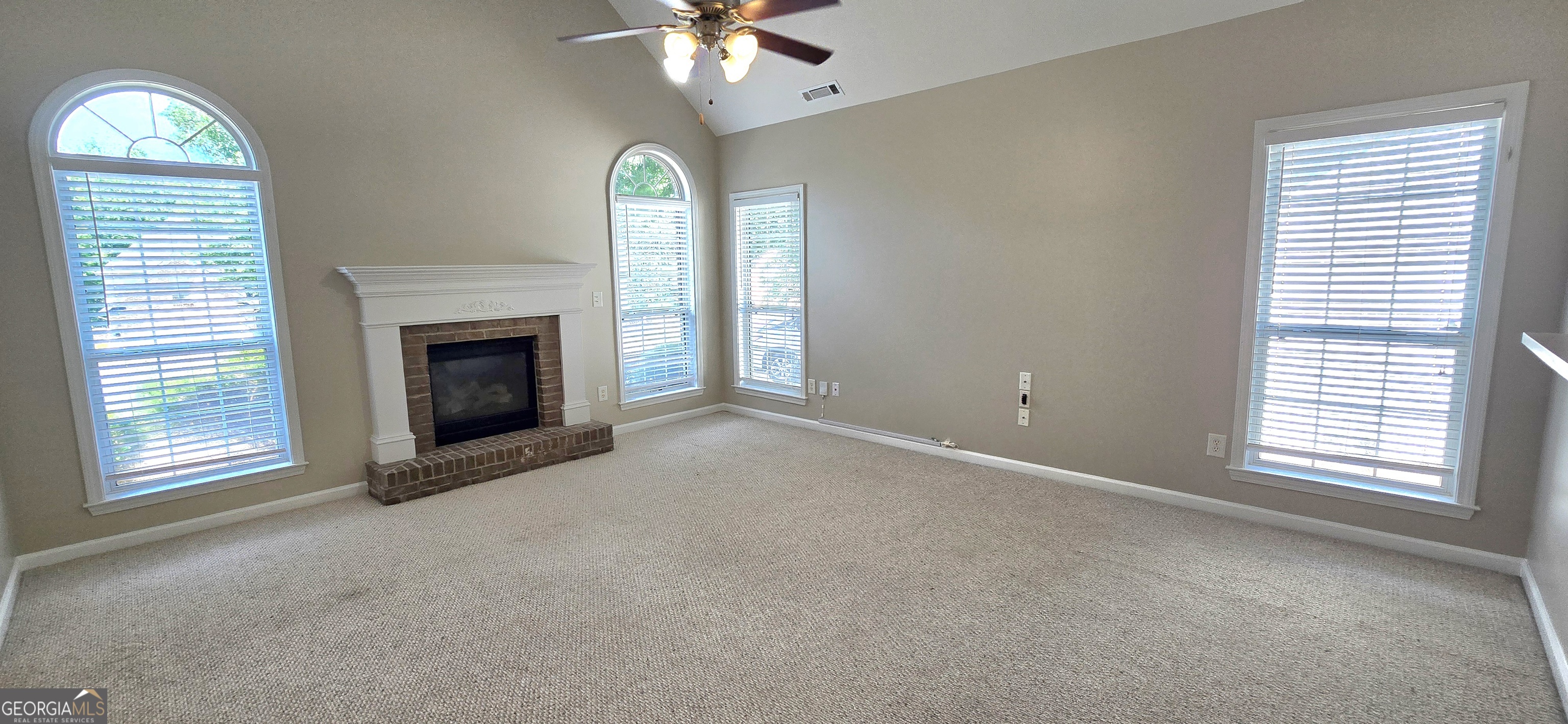3 Castleton Court Newnan, GA 30263 - Photo 3 of 38