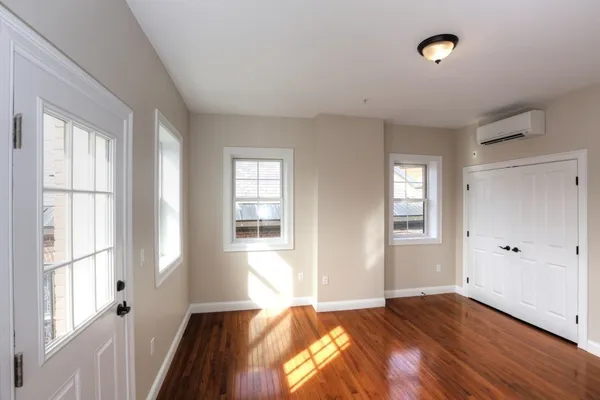 $2,595 | 15 Washington Street, Unit B, Hudson, MA 01749