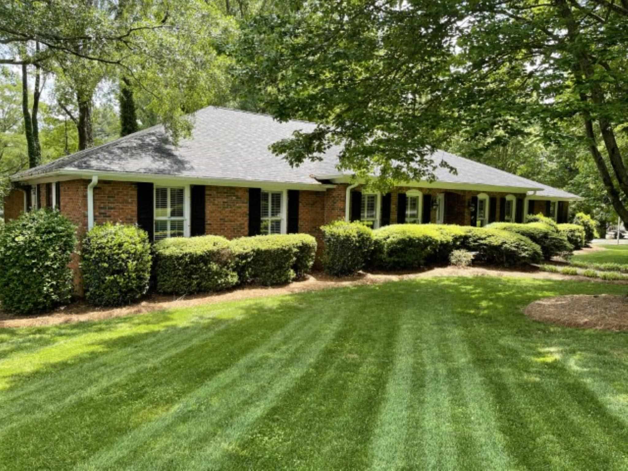 222 Coburn Road Spartanburg, SC 29302 - Photo 3 of 28 Gallery Image 3