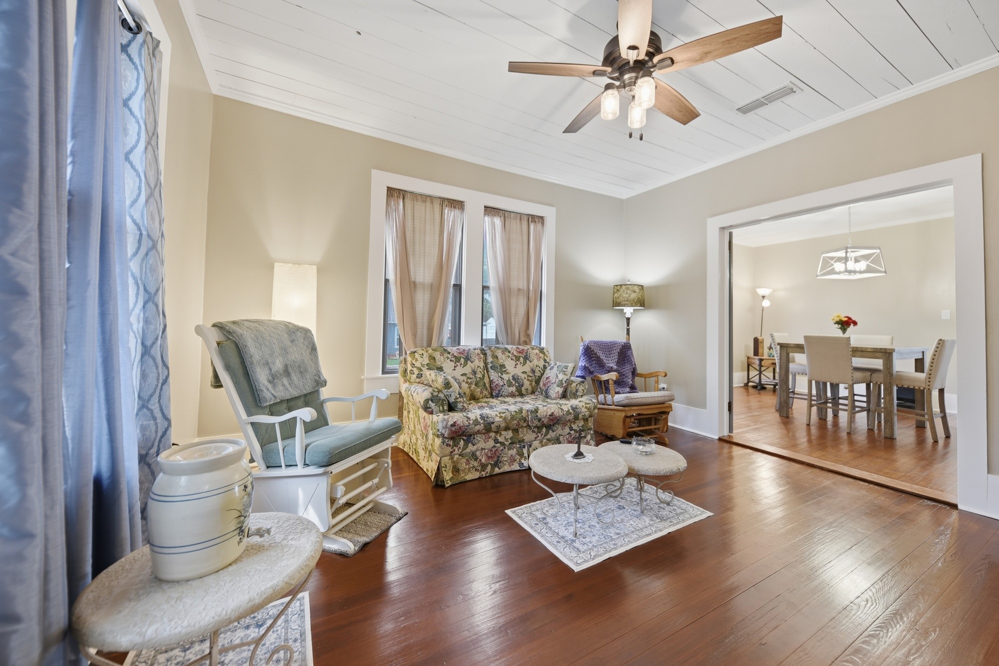 1501 South Austin Street Brenham, TX 77833 - Photo 4 of 36 a living room with furniture and wooden floor