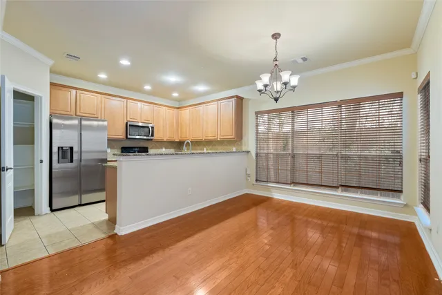 $2,300 | 6704 Menchaca Road, Unit 8, Austin, TX 78745