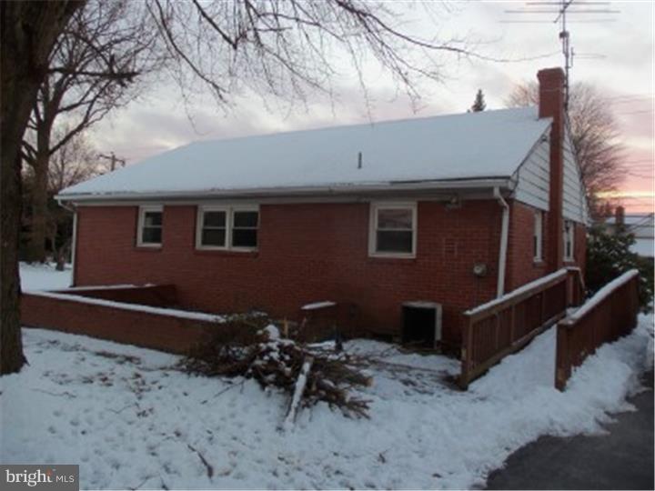 960 Amosland Road Morton, PA 19070 - Photo 6 of 14 Exterior Back