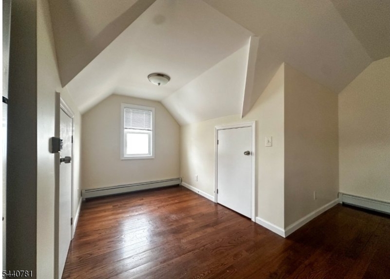 19 Walnut Terrace Bloomfield, NJ 07003 - Photo 5 of 10
