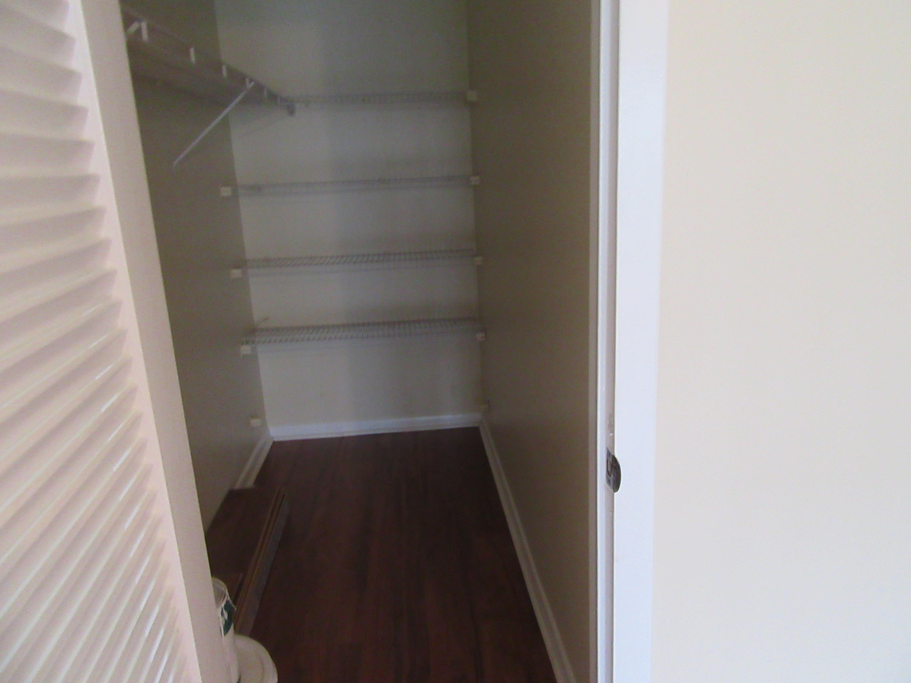 67 Fanshaw B, Unit 670 Boca Raton, FL 33434 - Photo 9 of 12 Closet