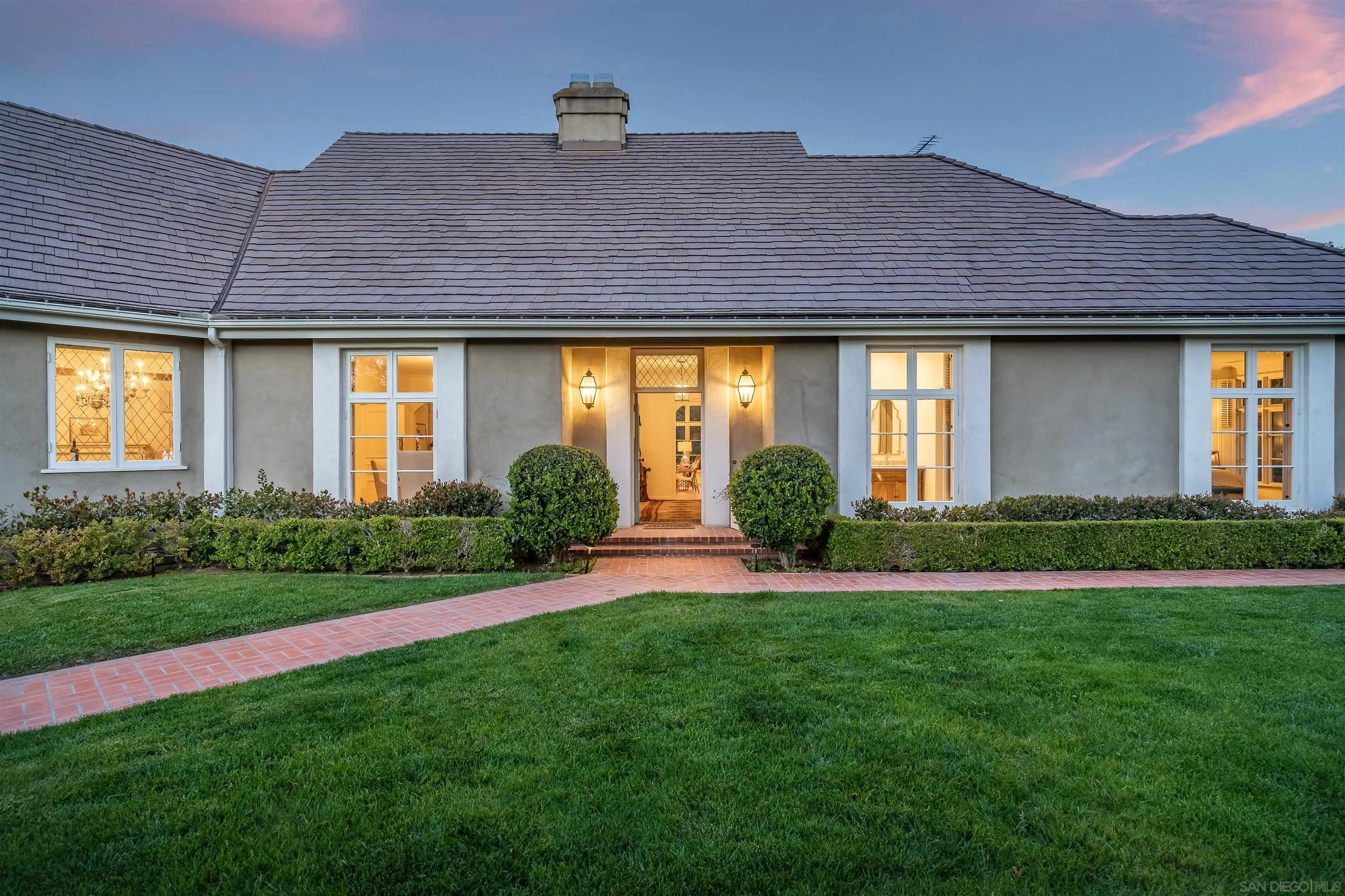 6631 Lago Lindo Rancho Santa Fe, CA 92067 - Photo 2 of 27
