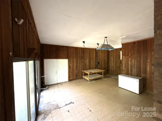 $1,900 | 7045 Ridge Lane Road, Charlotte, NC 28262