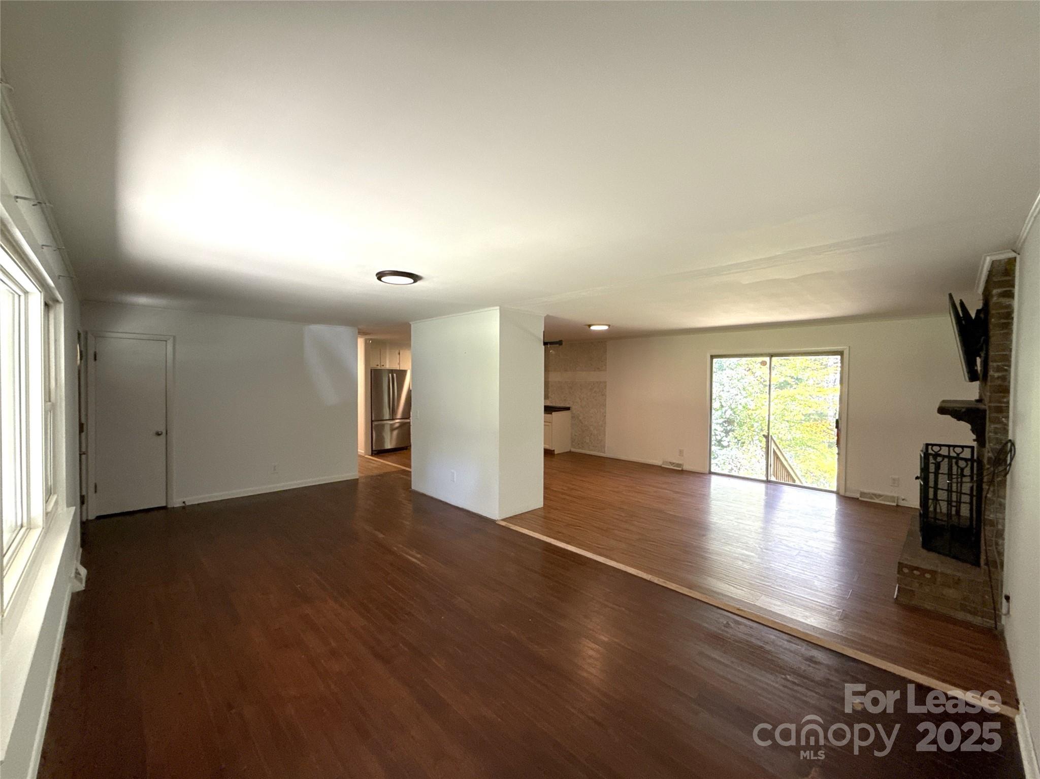 7045 Ridge Lane Road Charlotte, NC 28262 - Photo 4 of 18