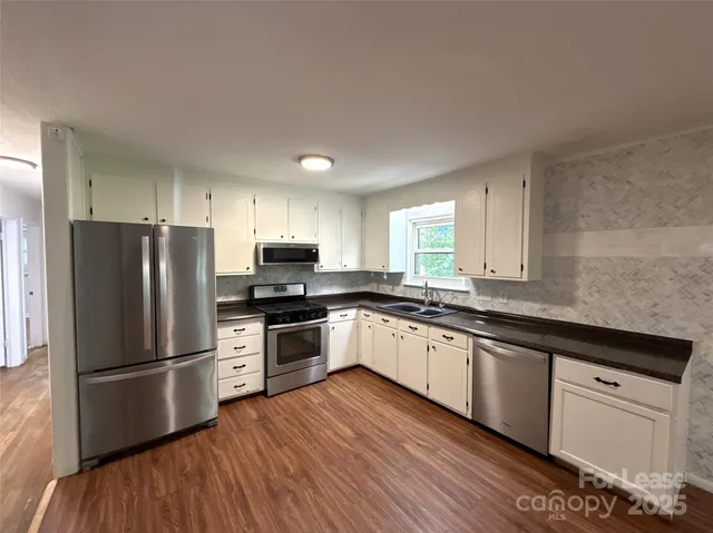 $1,900 | 7045 Ridge Lane Road, Charlotte, NC 28262