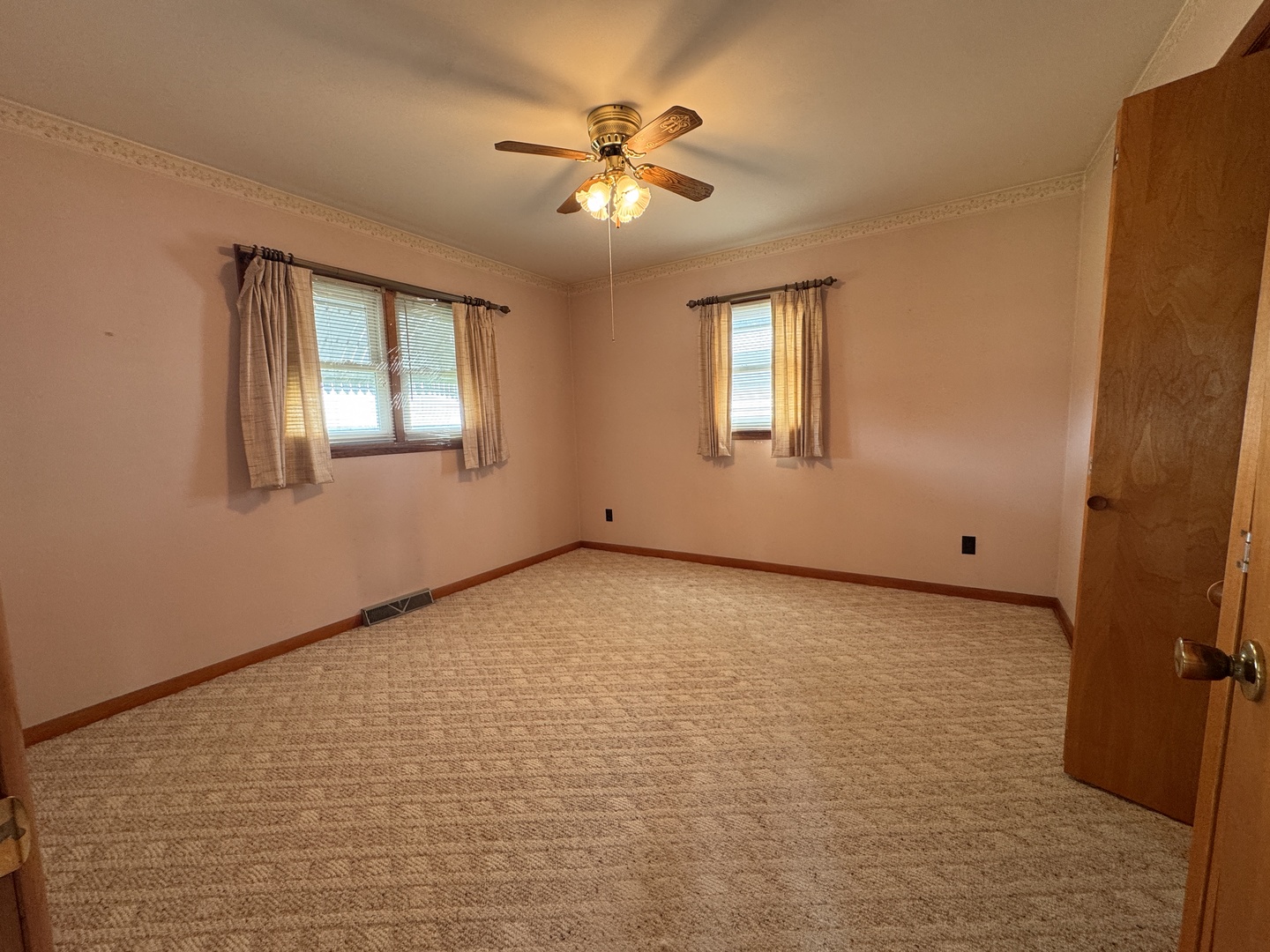 13311 Base Line Road Genoa, IL 60135 - Photo 6 of 19
