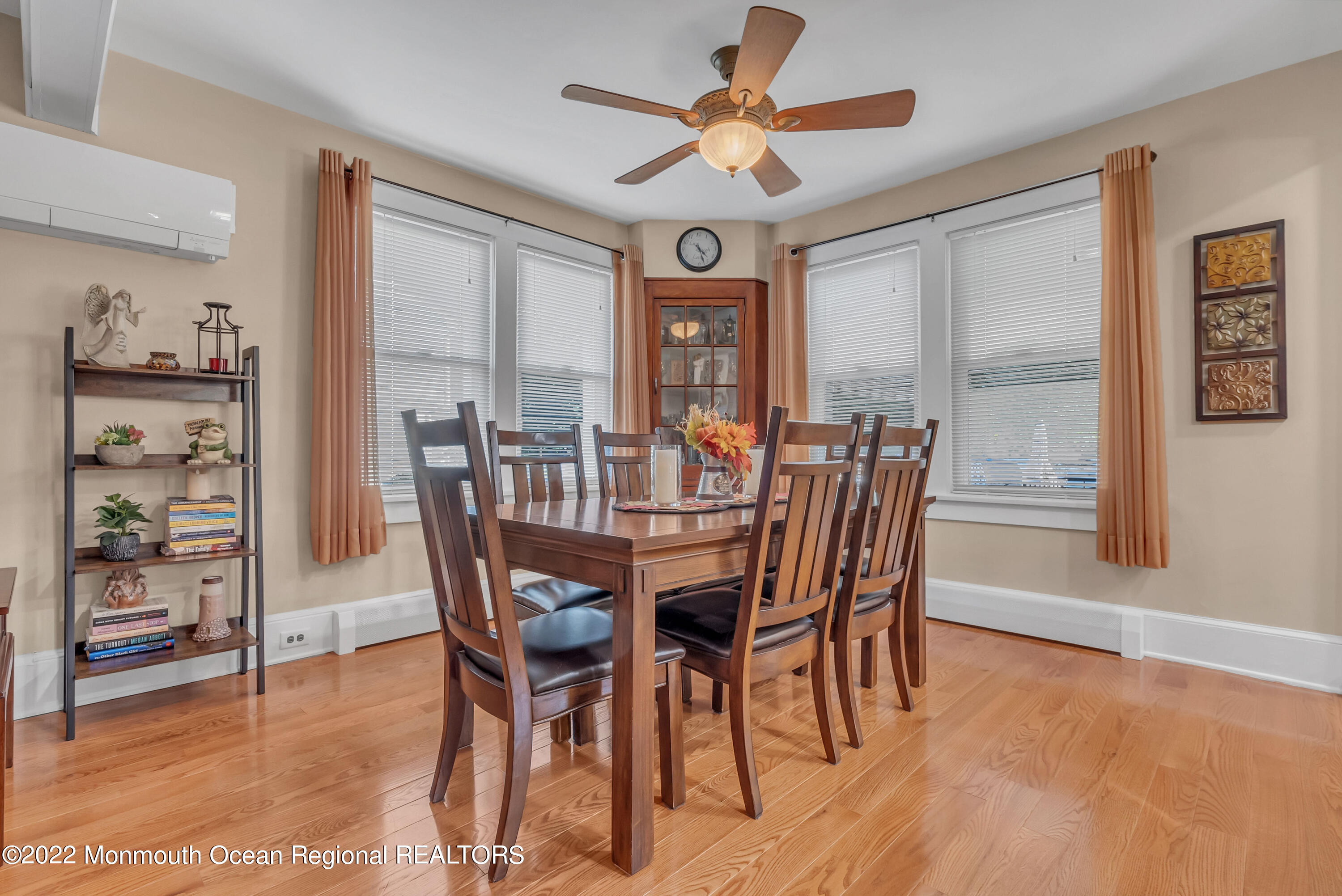 98 Aberdeen Road Matawan, NJ 07747 - Photo 15 of 29 MJB00975