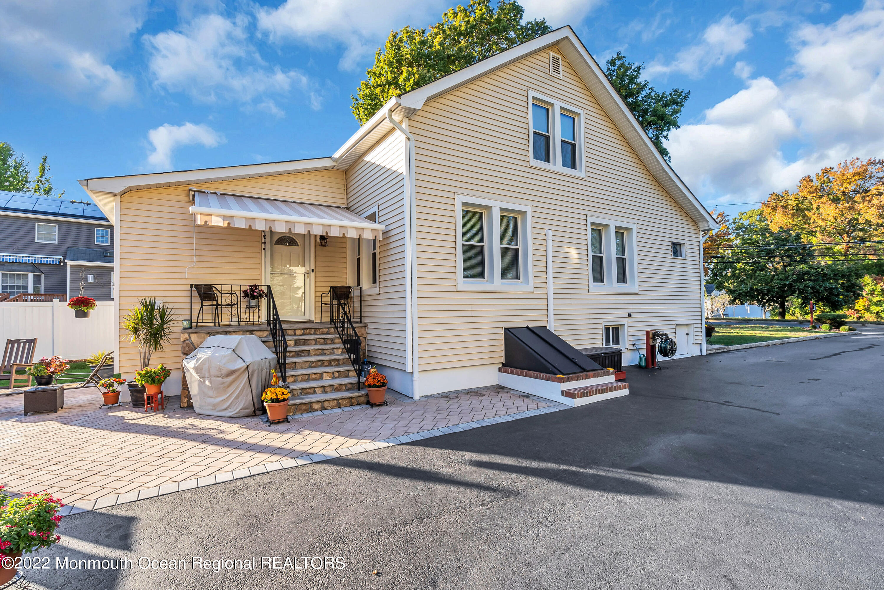 98 Aberdeen Road Matawan, NJ 07747 - Photo 5 of 29 MJB01102