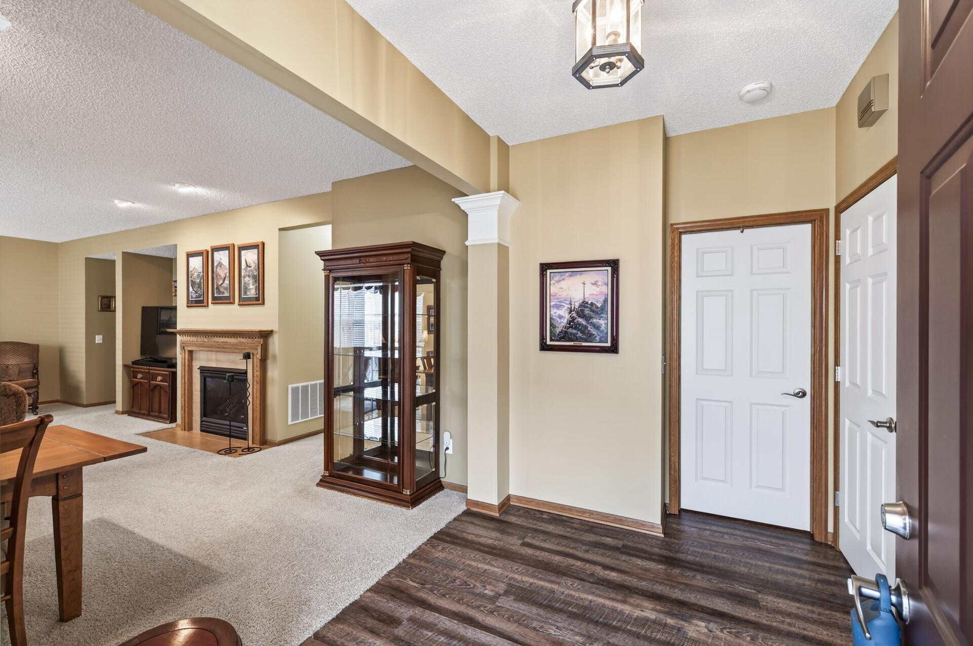 15739 Farnham Avenue North Hugo, MN 55038 - Photo 4 of 50