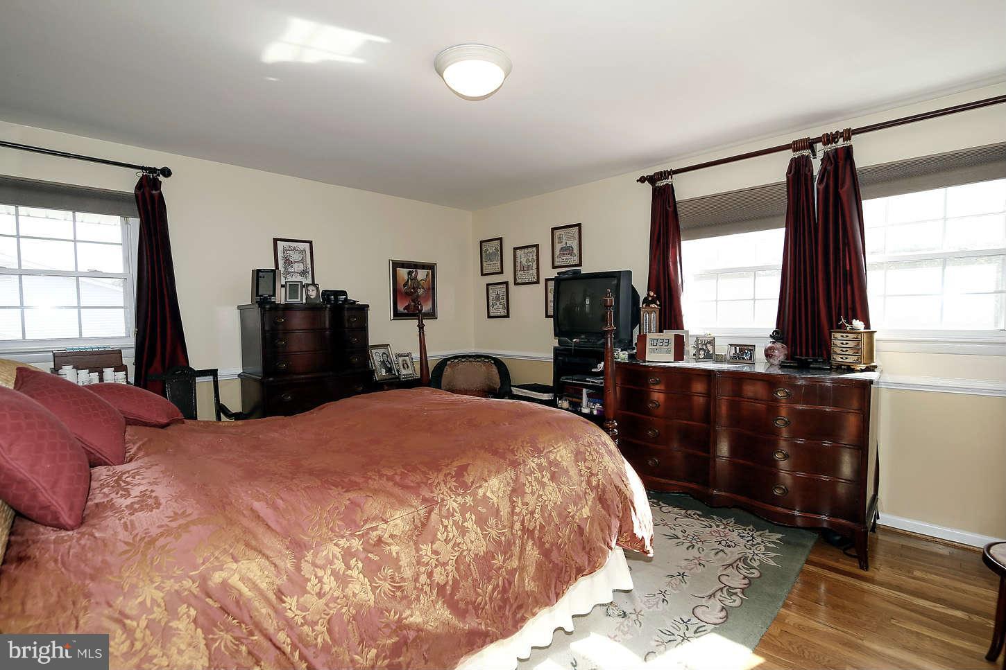 16511 Kipling Road Derwood, MD 20855 - Photo 19 of 30 Bedroom (Master)