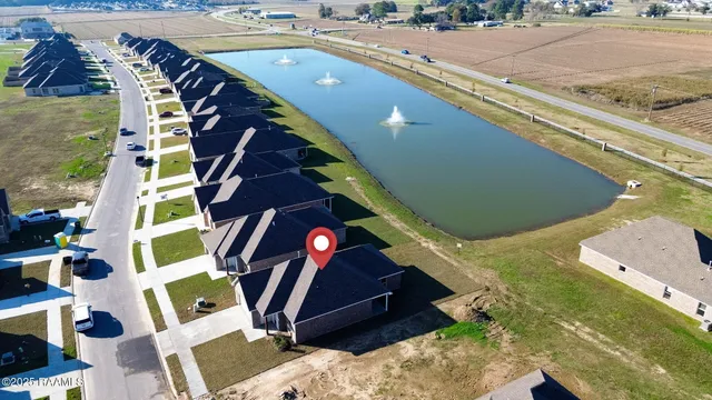 $2,100 | 141 Ridley Lane, Youngsville, LA 70592