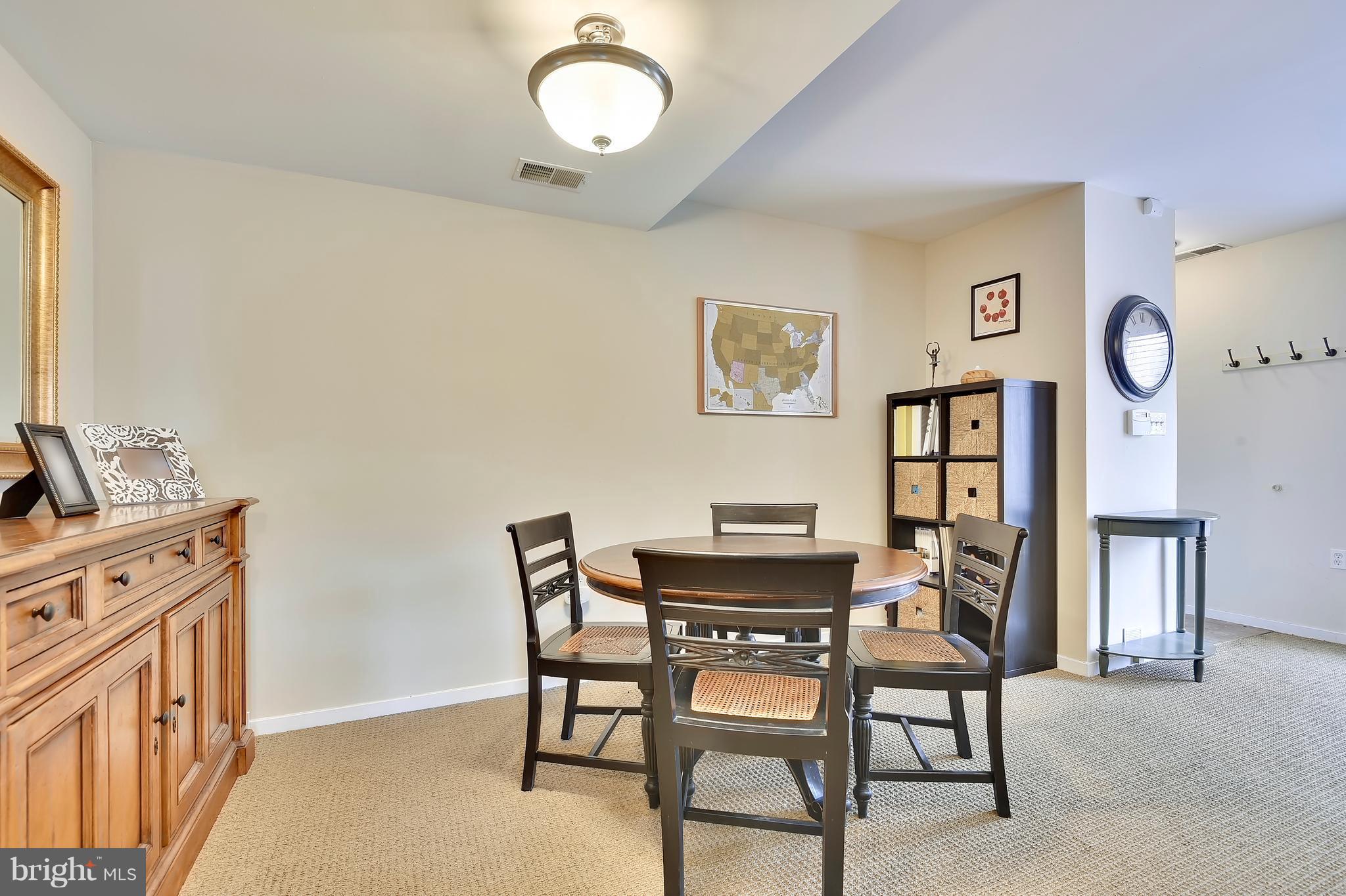 652 Charles Street, Unit R14 Baltimore, MD 21230 - Photo 5 of 26 Dining Room