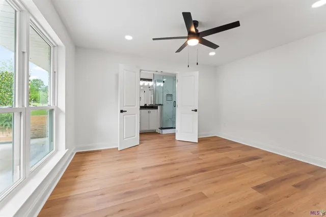 $316,500 | 23045 Elberta Lane, Zachary, LA 70791