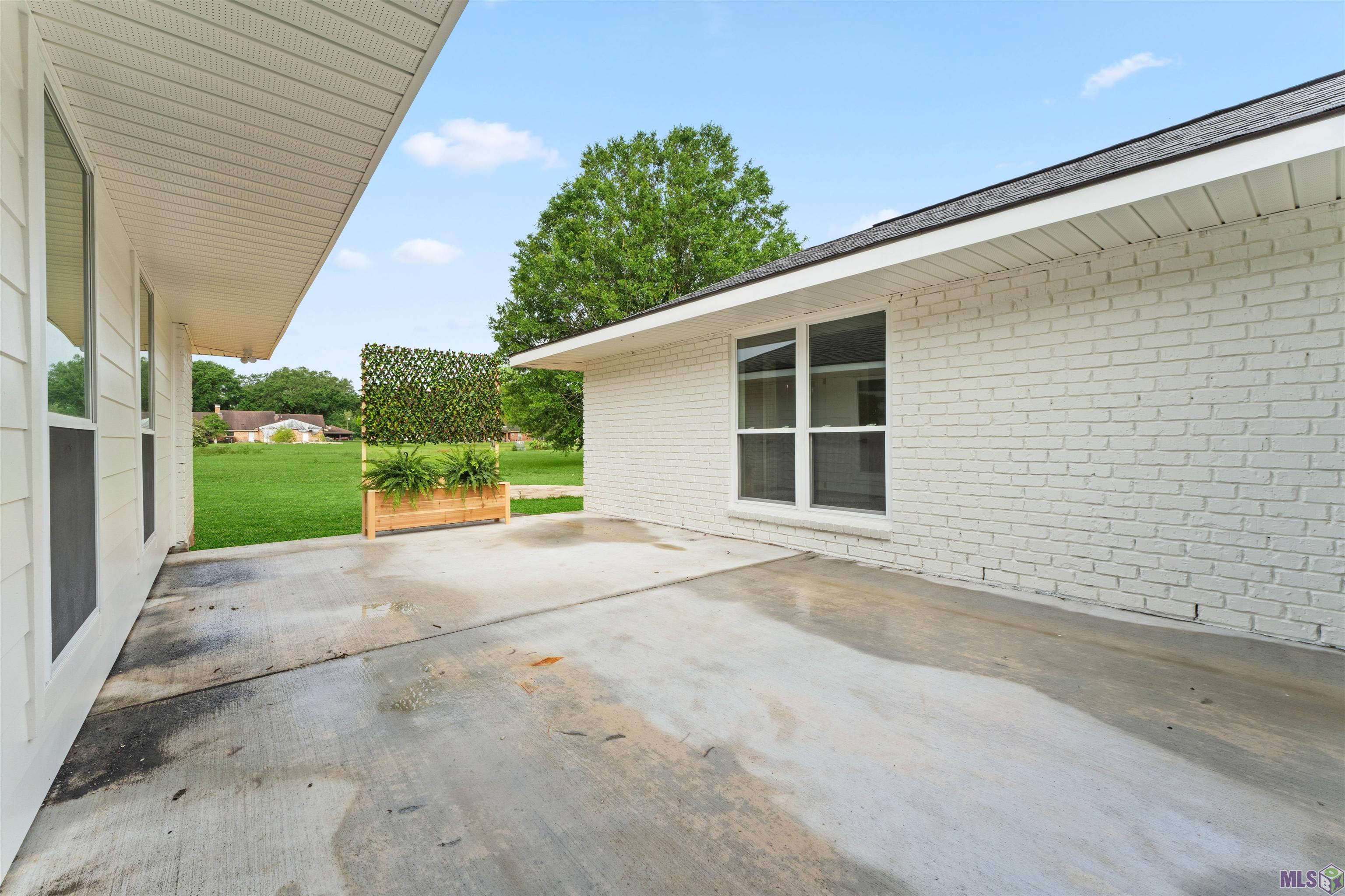 23045 Elberta Lane Zachary, LA 70791 - Photo 35 of 38