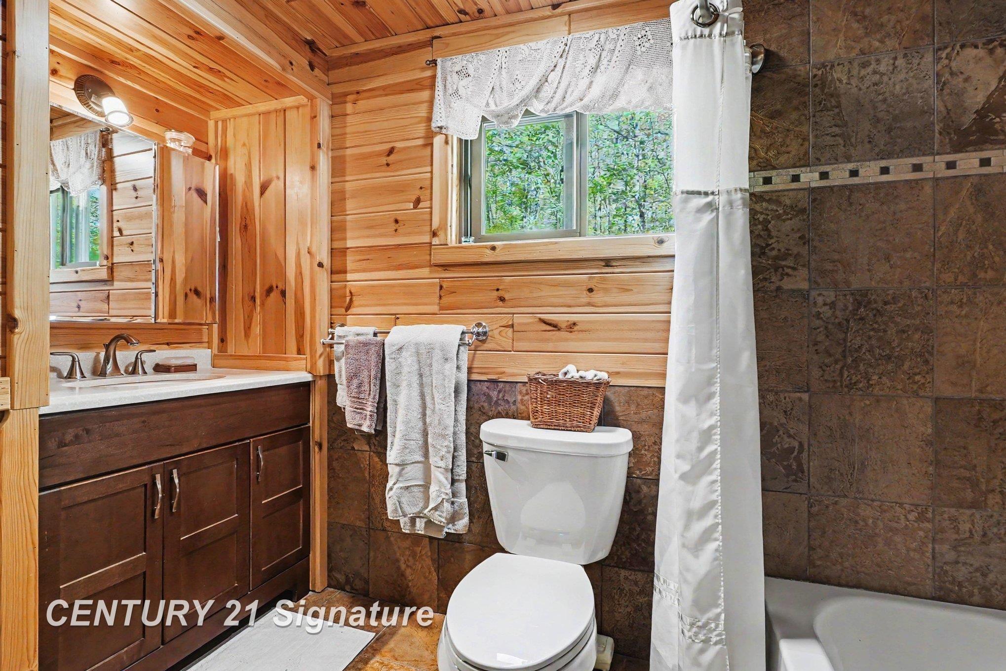 5757 Oak Road Rose City, MI 48654 - Photo 4 of 39