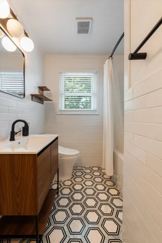 $650,000 | 357 Wauford Drive, Nashville, TN 37211