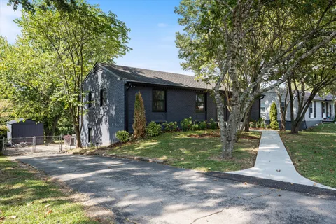 $650,000 | 357 Wauford Drive, Nashville, TN 37211