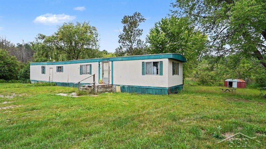 75 East Stockwell Road Harrison, MI 48625 - Photo 12 of 17 50213251-b0e2909c-130e-49f4-84bc-cc2a89264792.JPG