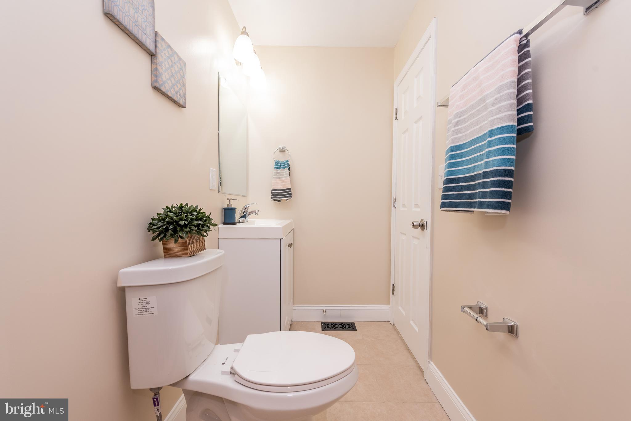 3915 Susanna Road Randallstown, MD 21133 - Photo 14 of 29 Owner's Bathroom