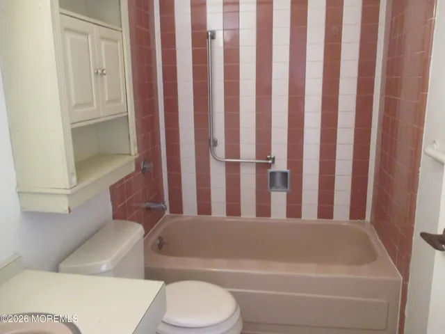 $1,600 | 365 D Chesterfield Court, Lakewood, NJ 08701