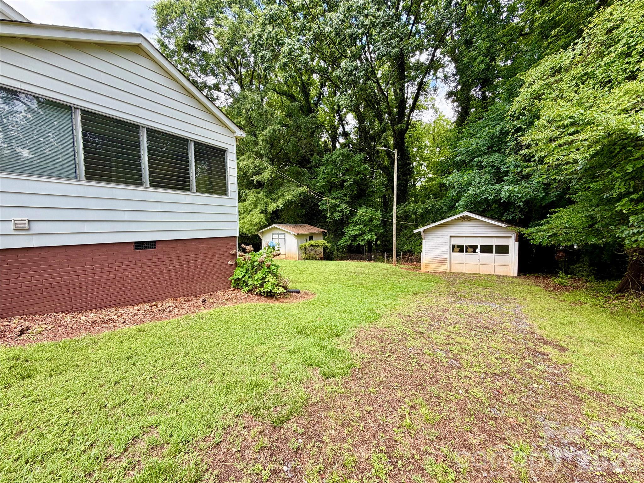 5057 Erickson Road Charlotte, NC 28205 - Photo 8 of 20 Gallery Image 8