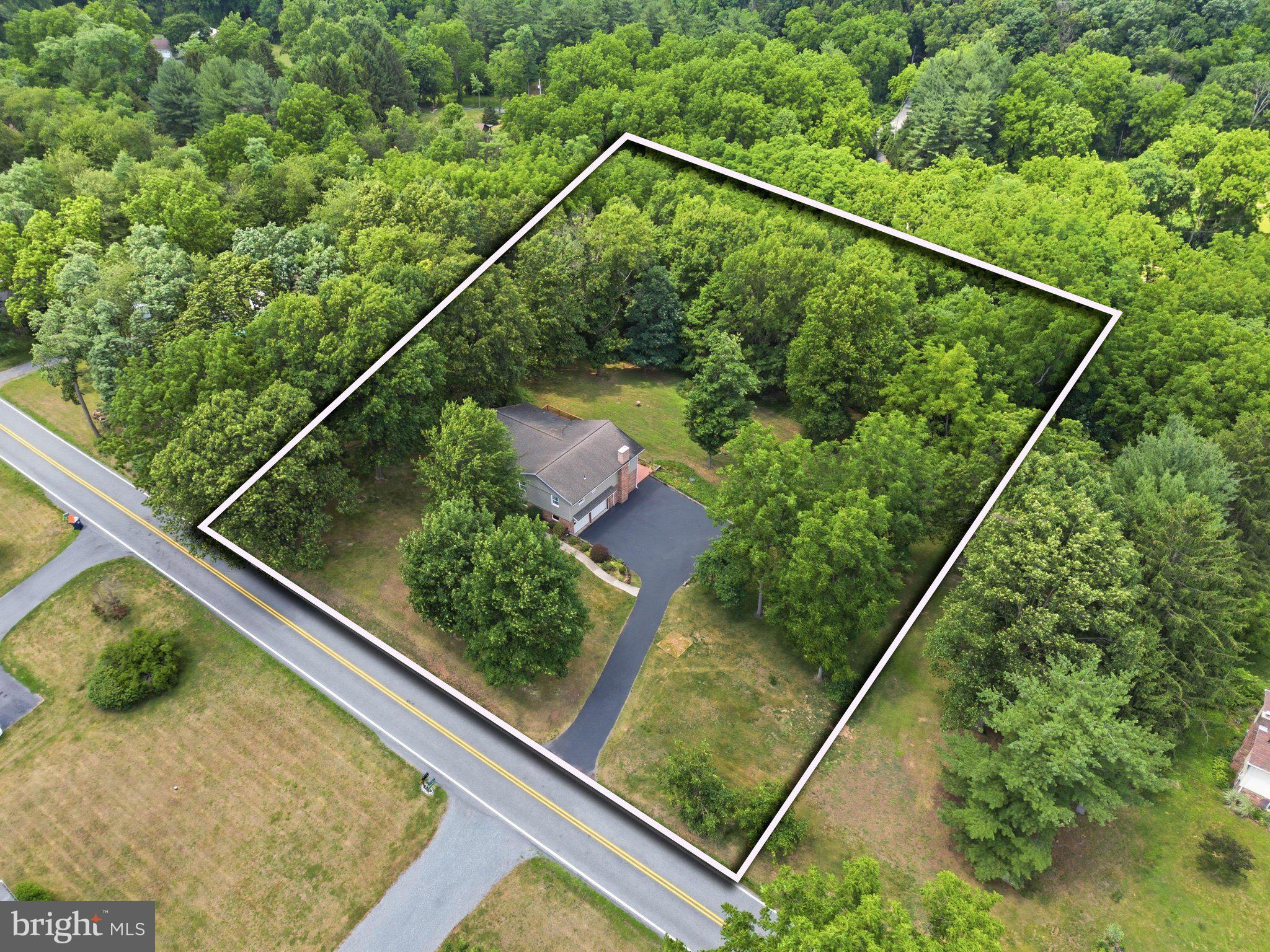 123 Deck Road Womelsdorf, PA 19567 - Photo 8 of 51