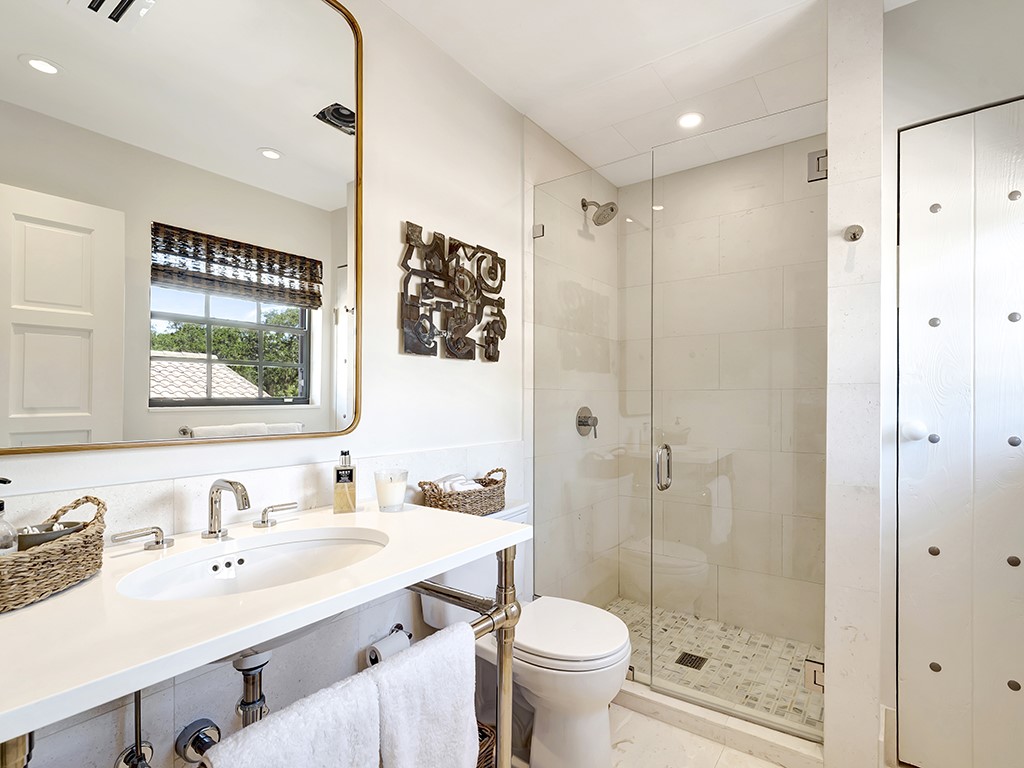 246 Live Oak Road Vero Beach, FL 32963 - Photo 16 of 36