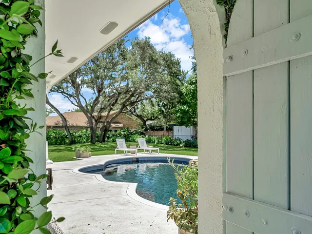 $17,000 | 246 Live Oak Road, Vero Beach, FL 32963