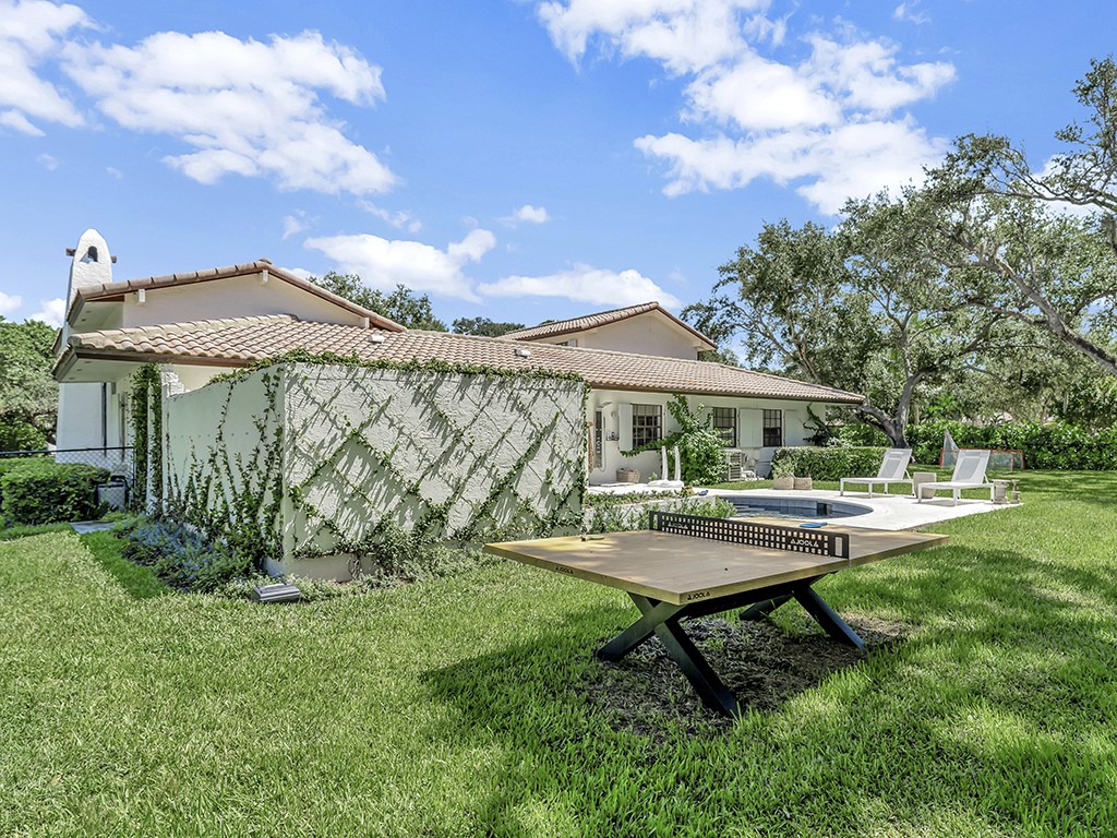 246 Live Oak Road Vero Beach, FL 32963 - Photo 27 of 36