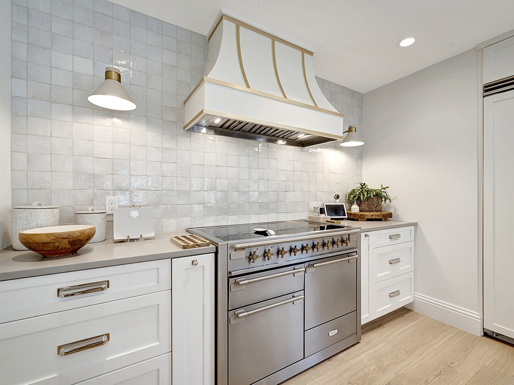 246 Live Oak Road Vero Beach, FL 32963 - Photo 8 of 36