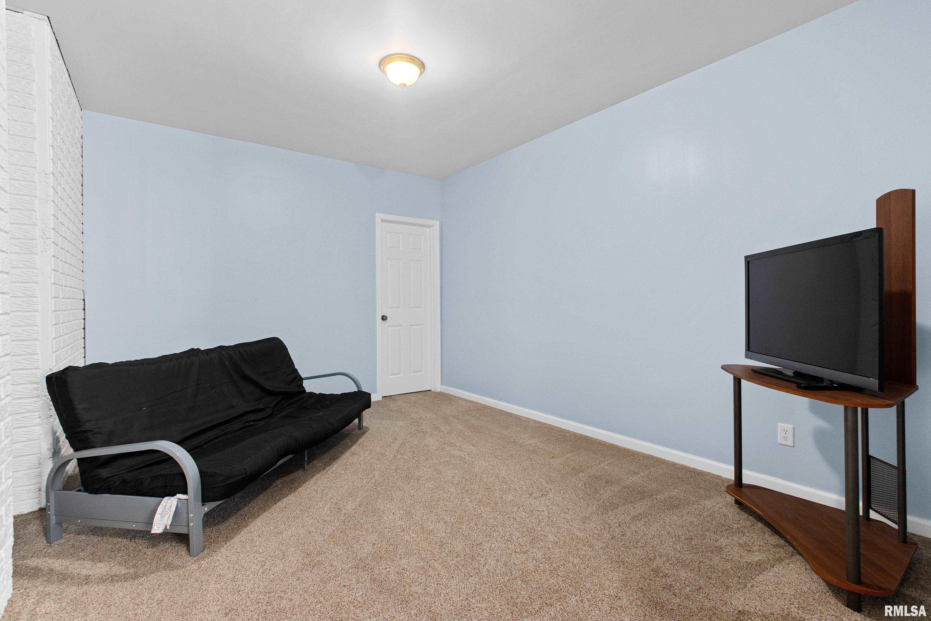 2026 West Geneva Road Peoria, IL 61615 - Photo 41 of 50 Gallery Image 41