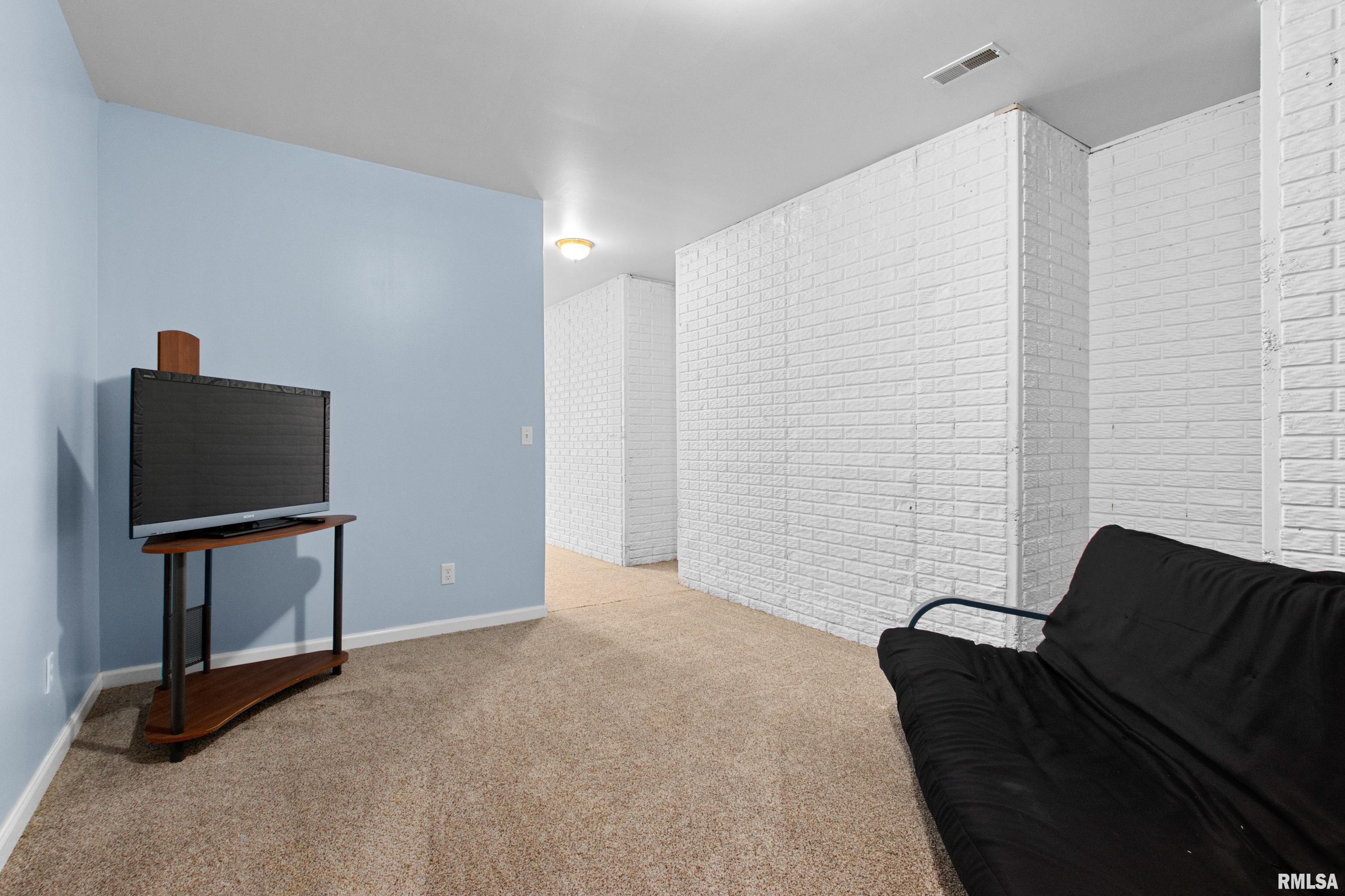 2026 West Geneva Road Peoria, IL 61615 - Photo 42 of 50 Gallery Image 42