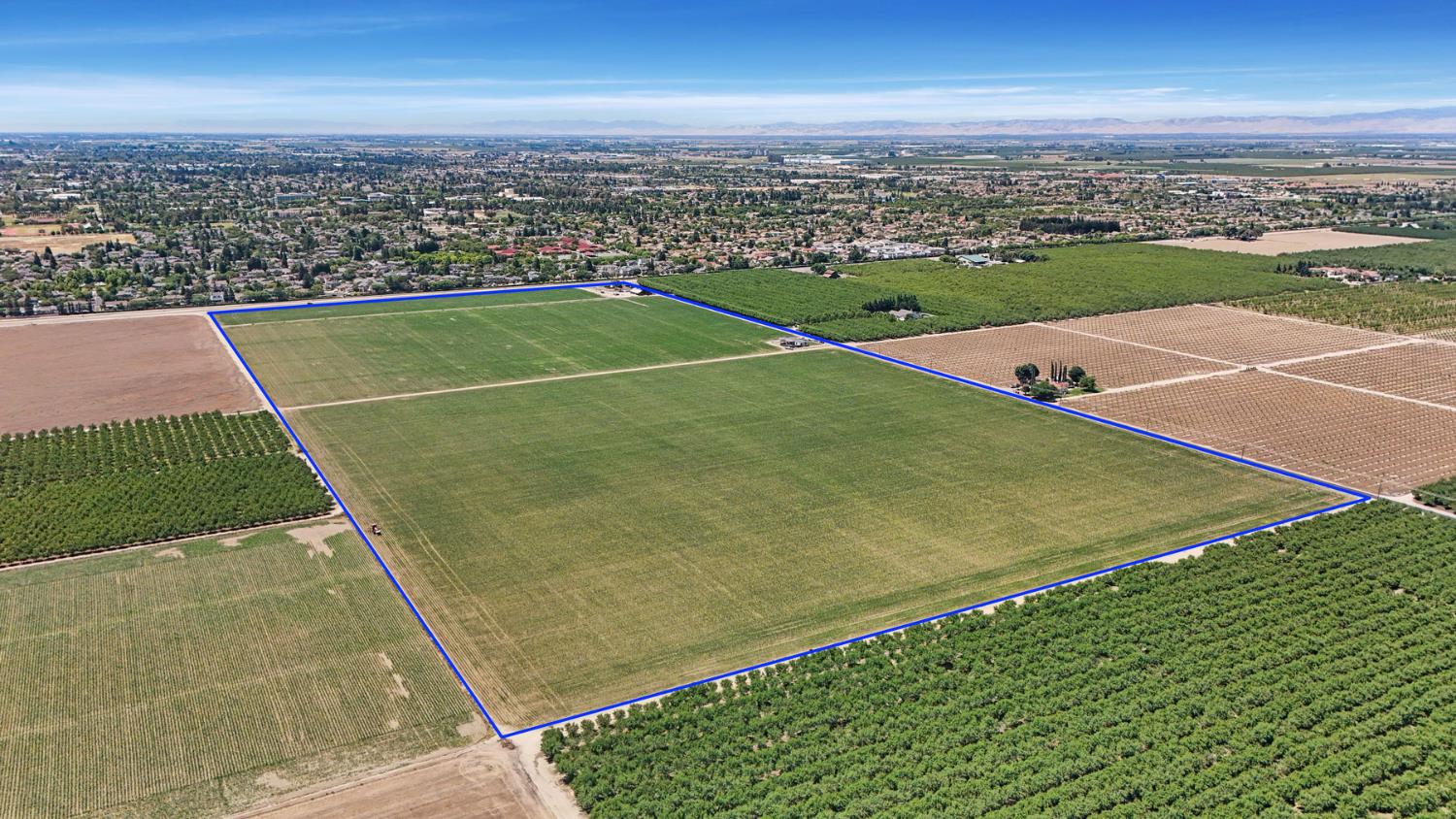719 West Taylor Road Turlock, CA 95382 - Photo 6 of 17