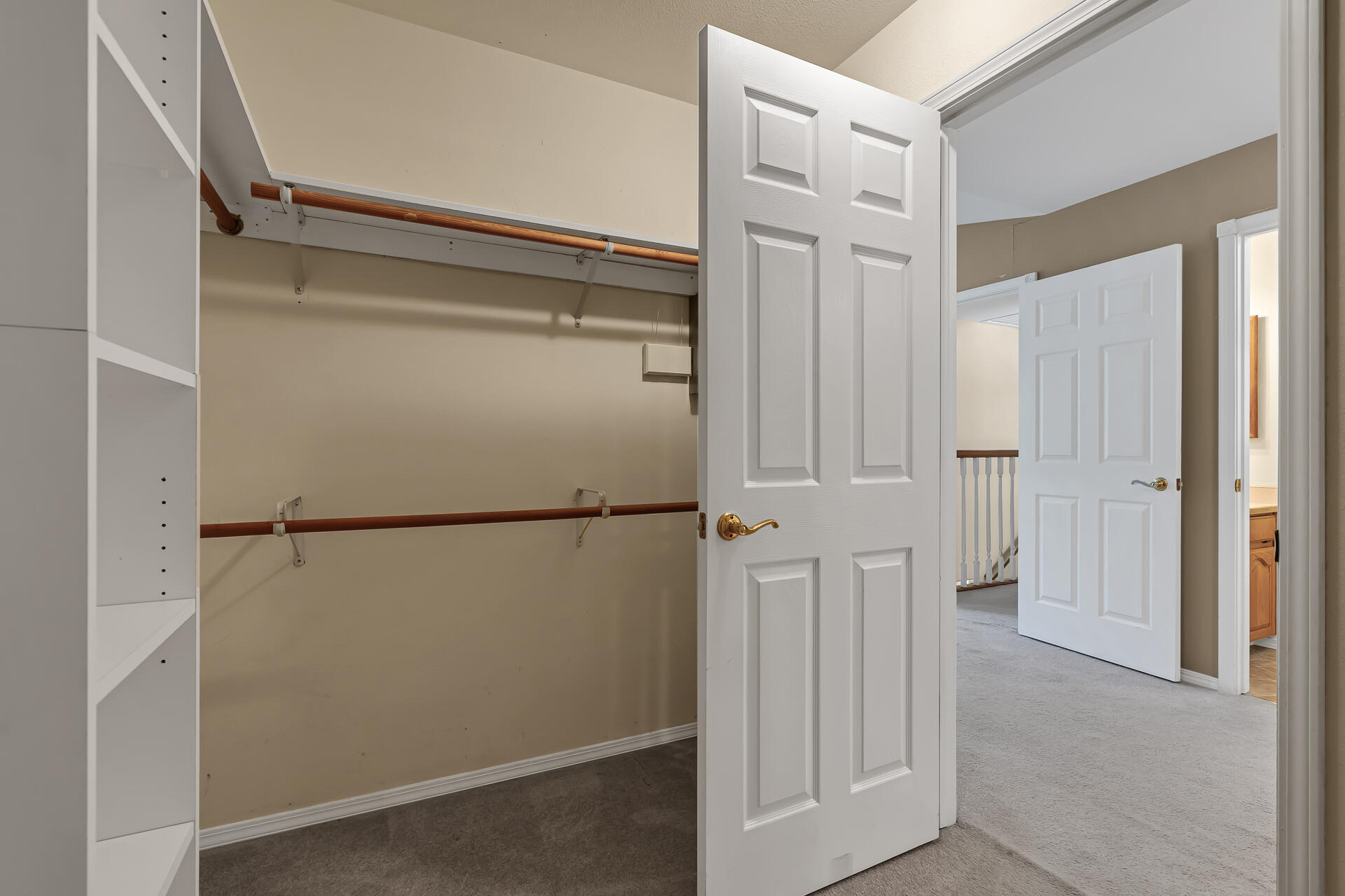 2350 Puma Trail Redding, CA 96001 - Photo 26 of 42 Walk-in closet
