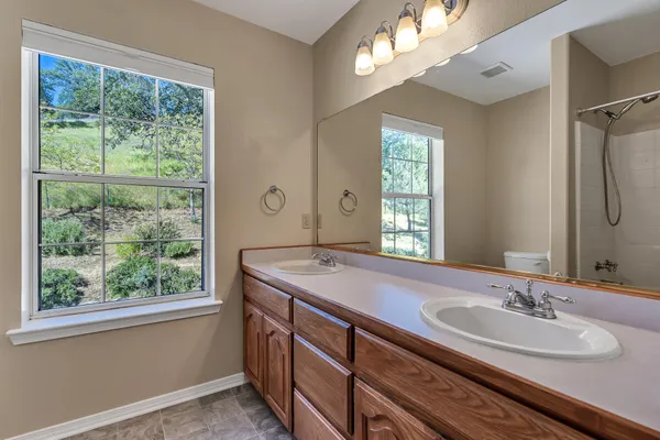 $620,000 | 2350 Puma Trail, Redding, CA 96001