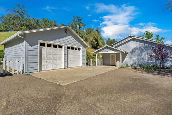 $620,000 | 2350 Puma Trail, Redding, CA 96001