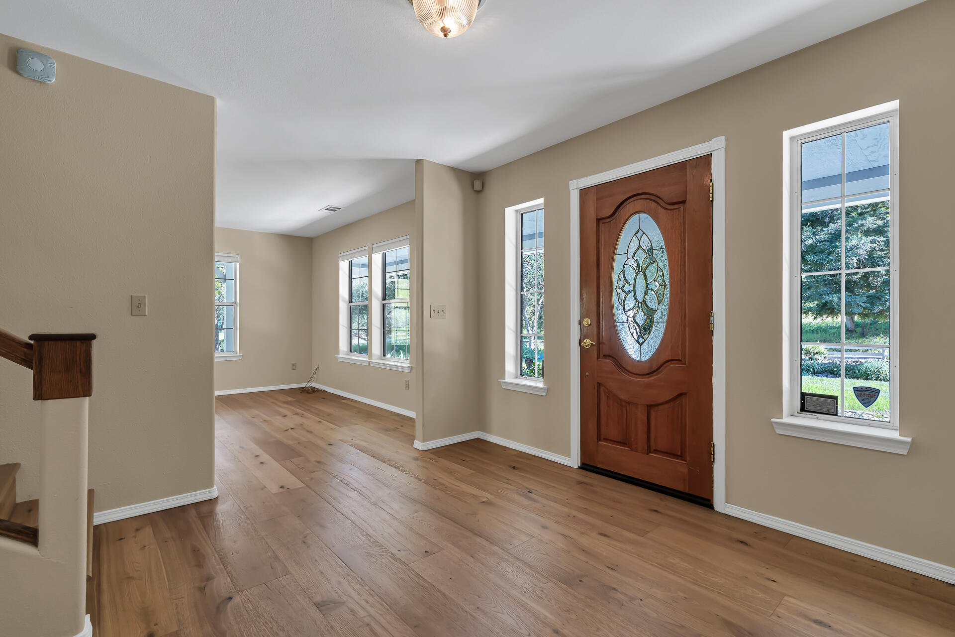 2350 Puma Trail Redding, CA 96001 - Photo 10 of 42 Entrance