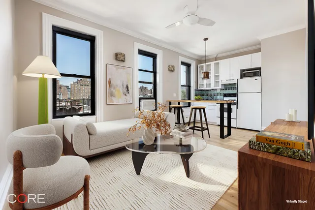 $499,000 | 96 Perry Street, Unit B21A | West Village